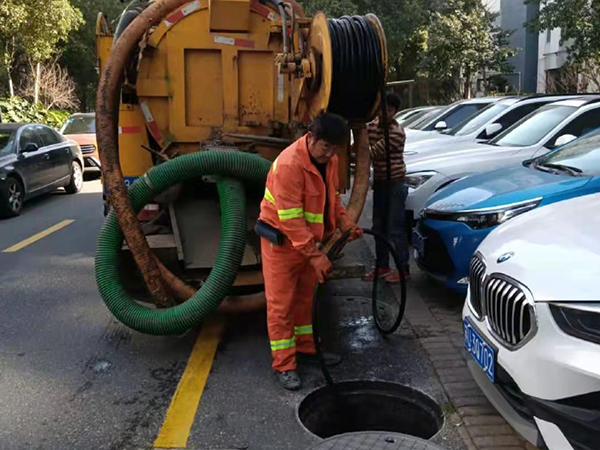 大鹏排污管道清淤